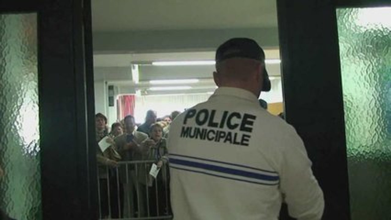 ST-CYPRIEN ENTRE VOTE ET REVOLTE