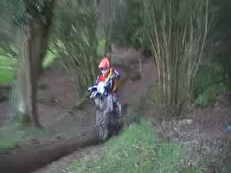 MOV01B