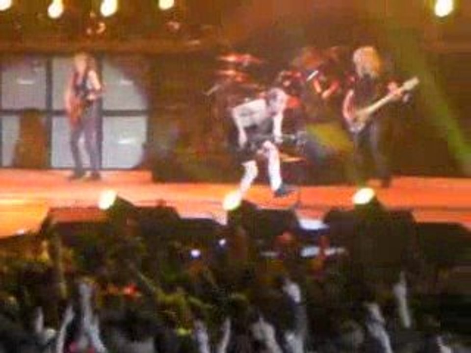 AC/DC "Highway to hell" popb paris 2009