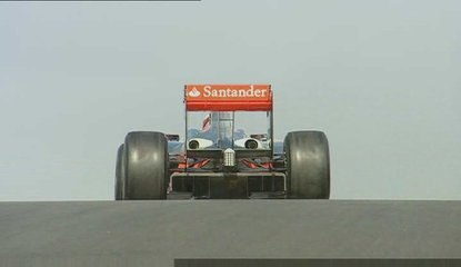 F1 - McLaren MP4-24 w akcji na torze