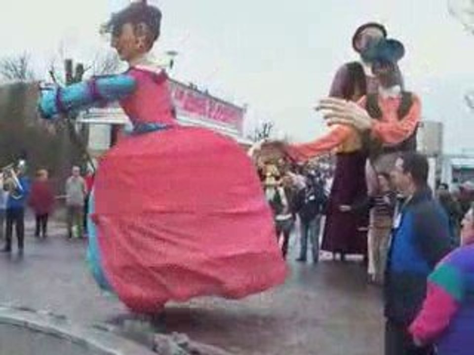 Maubeuge : inauguration de la fête foraine