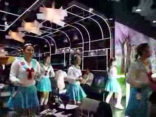 Pcii Qui souffle ses Bougies...