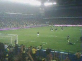 YouTube - ercik kralın stadına kavuşma sevinci çok güzeldi