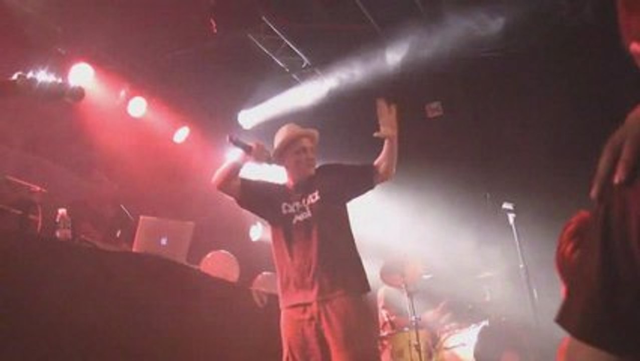 Oai Star - Comme un Fumigene