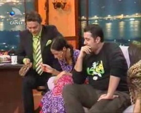 ata demirer caner taklidi frmela.com kral benim