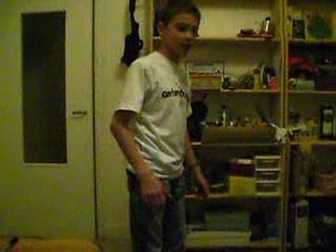 triple coup de pied sauté 2