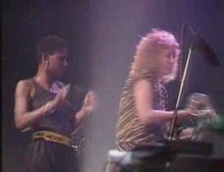 Burning.Spear.-.Live.In.Paris,.Zenith.3