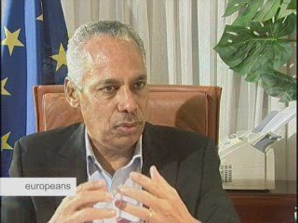 Guadeloupe : couper le cordon ?