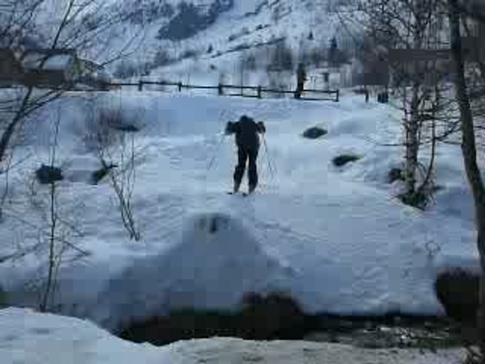 GOUGUI STYLE: "LE ROI DE LA GLISSE"