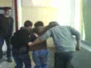 Bastien et le salto (sans aide bien sur)