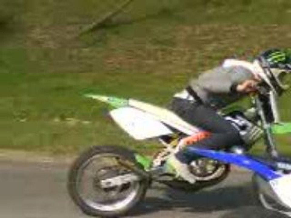 Derbi pro race xl vs dt top gris