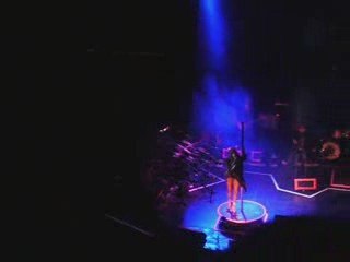 Grace Jones Libertango (extrait) - Paris 22 Mars 2009