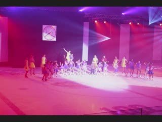 Les filles gala de fin année patin à glace