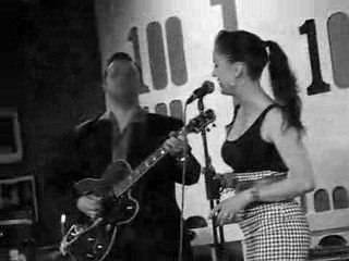 Imelda May - Walking After Midnight