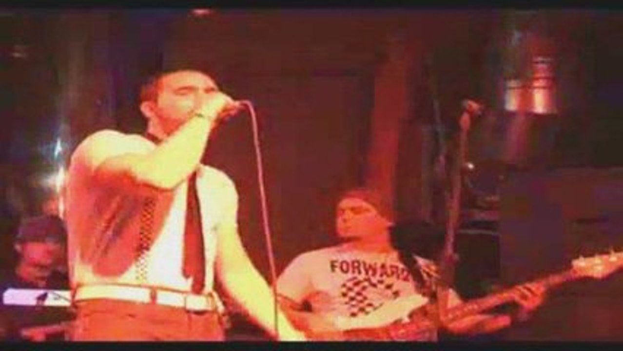FUNK POP - CLAN FUGU  - BUSCANDO EL PARAISO (DIRECTO)
