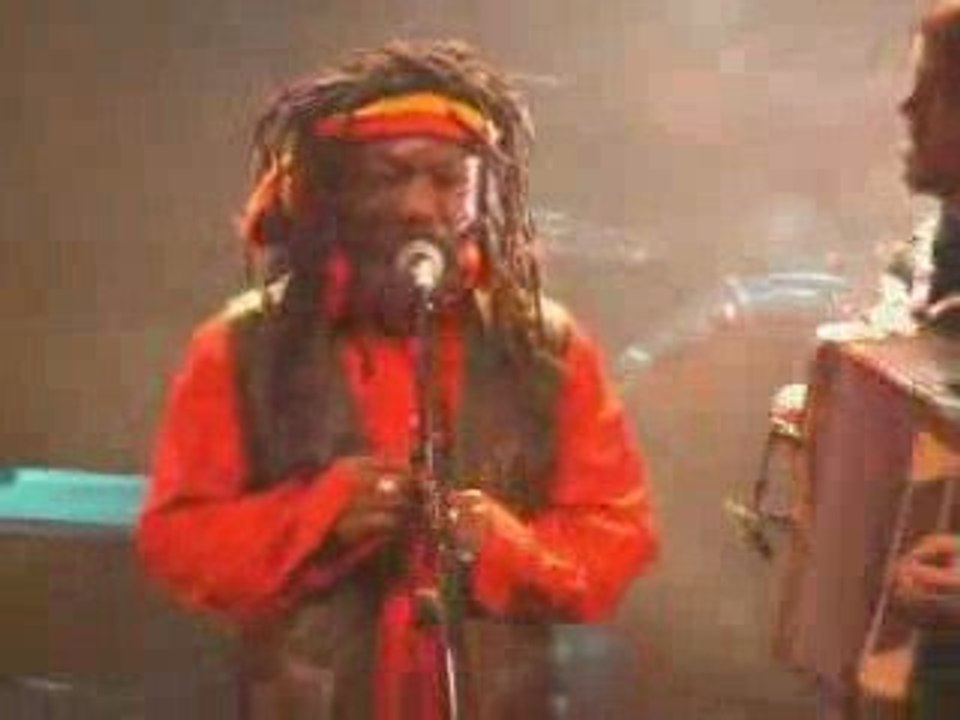 Winston McAnuff & JAVA - Wretched State live in Marseille