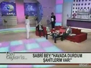 Régis en pleine folie sur le plateau télé