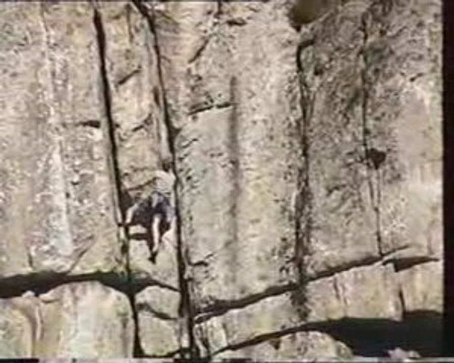 Site d'escalade de Paracol, La chèvre et le légionnaire, 6c