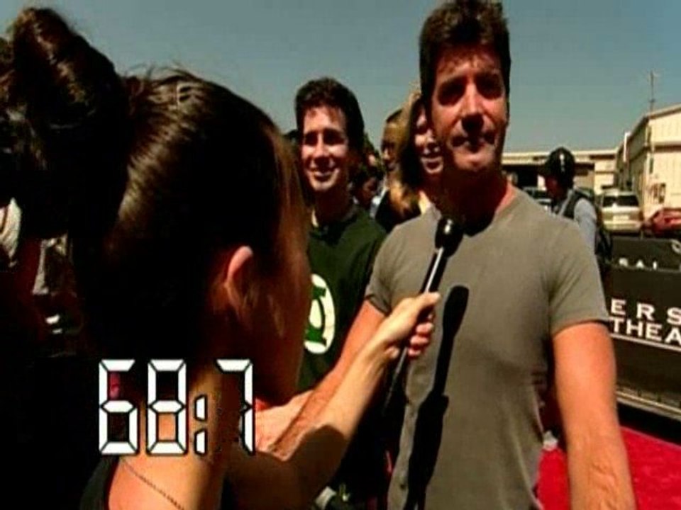 BANZAI - Lady One Question - Simon Cowell