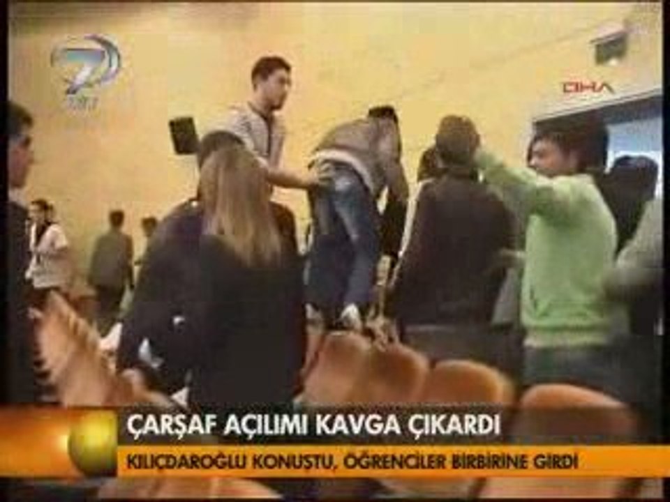 Kılıçdaroğlu Başörtüsü derken üniversitelileri kavga ettirdi