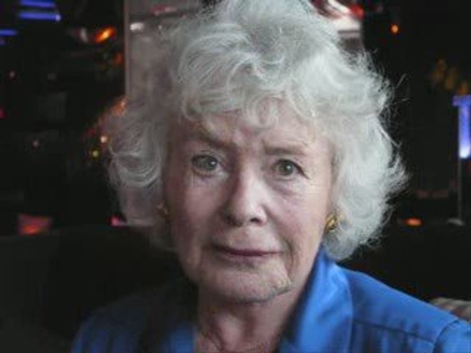 Claude Sarraute : Mamie PORNO !!! MDR