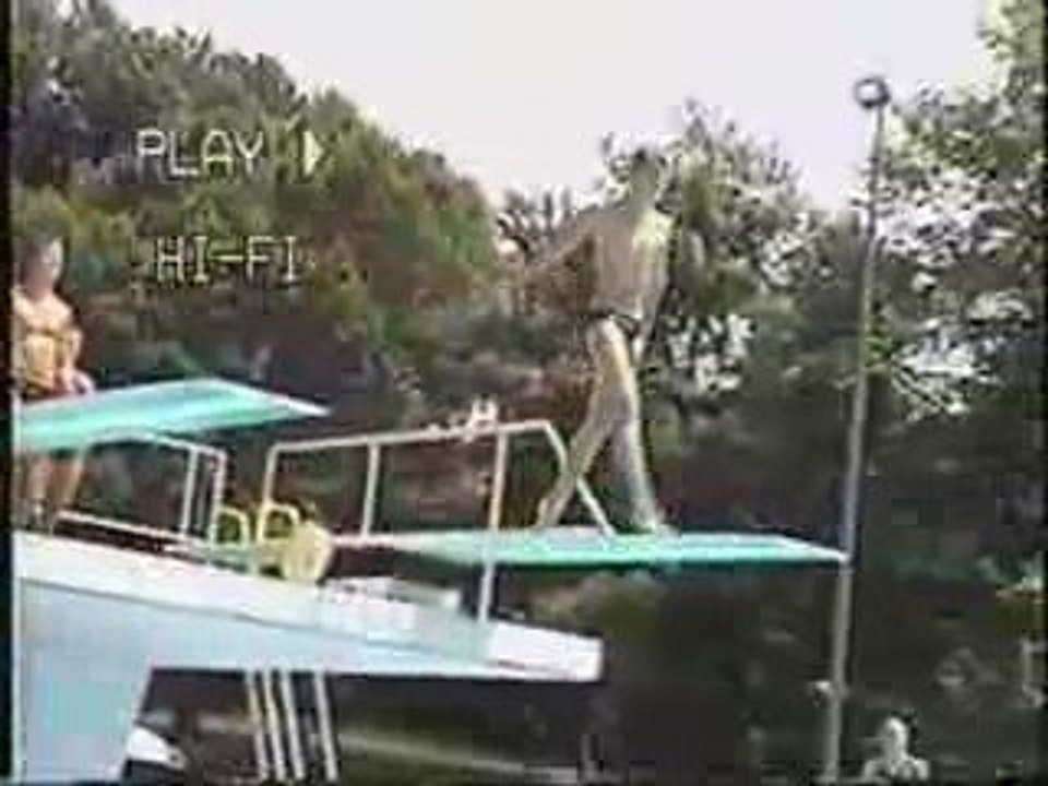 Compilation plongeons ratés