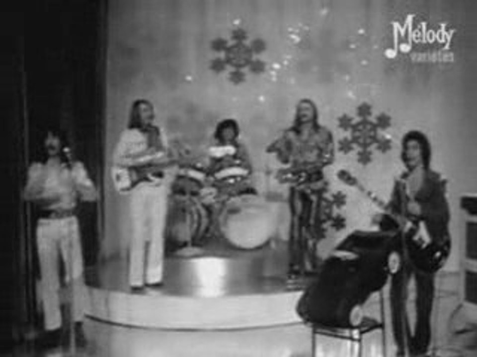 MARTIN CIRCUS JE M'ECLATE AU SENEGAL CLIP LIVE HIT SEVENTIES