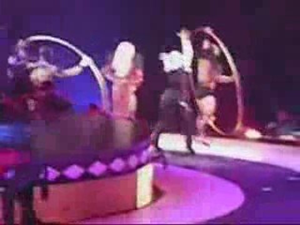 Britney Spears (The Circus Tour) - New Orleans March 3