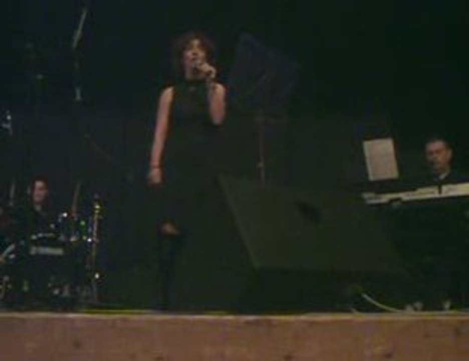 quelque mots d amour et derriere l amour