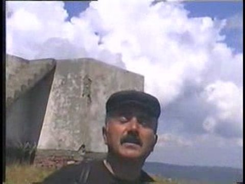 Erdavut'ta şiir okumak/mehmet korkmaz