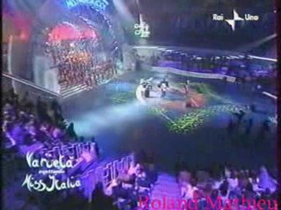 Max Pezzali & Compagny:"Bella vera"