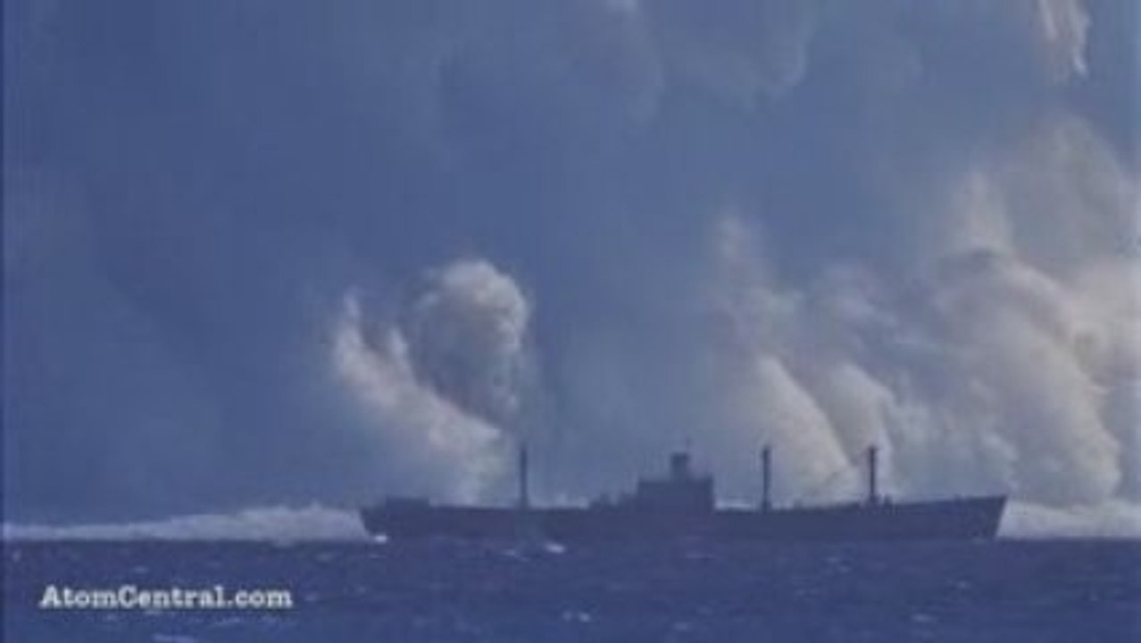 Amerika Atom Bombası Denemesi - www.volkankucuk.org