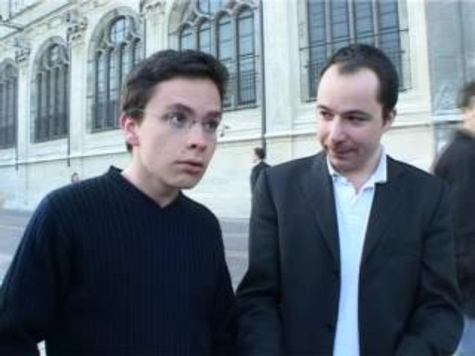 Antisarko_clip1
