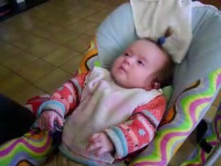 Lucie en pleine discussion