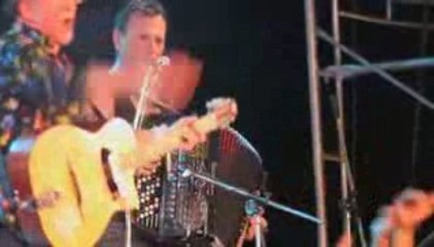 Vaguement la Jungle au Mekong Festival, Vientiane, Laos