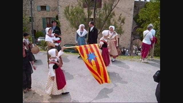 2/3 Montée Chateau Templiers Greoux Santo Estello