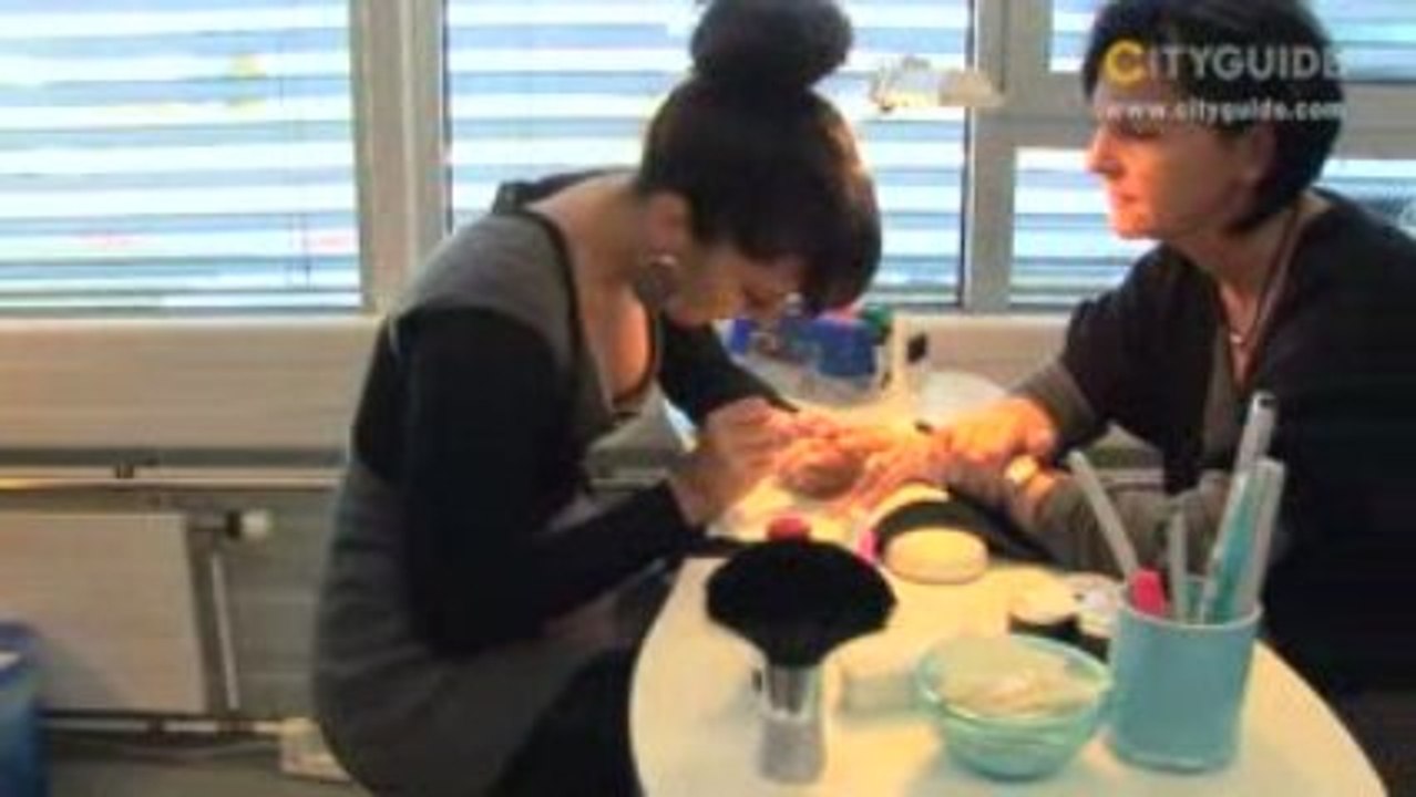 Kiener kosmetik, brügg; produkte für künstliche fingernäg...