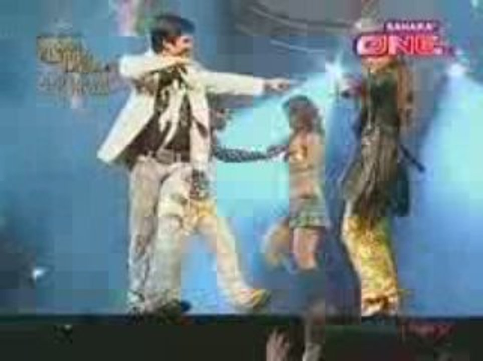 Salman,Katrina,Shahid,Kareena Performance au concert glasgow