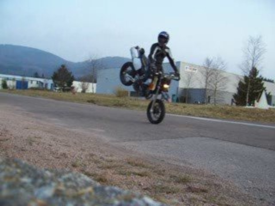stunt drz 400 et gasgas 450