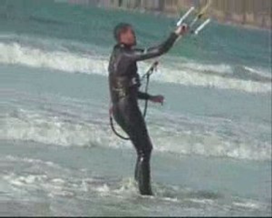 Kitesurf aux blancs sablons