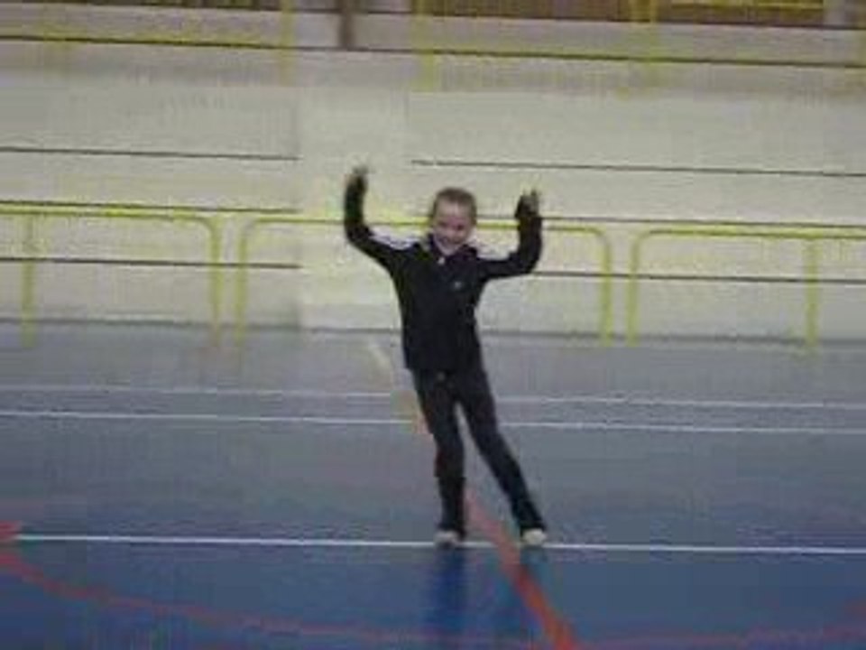 twirling aigle noir émilie