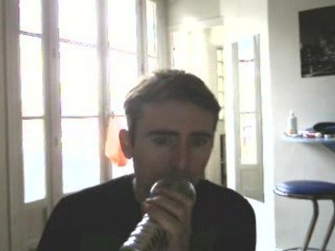 Wiwi égratigne Avec l'amour