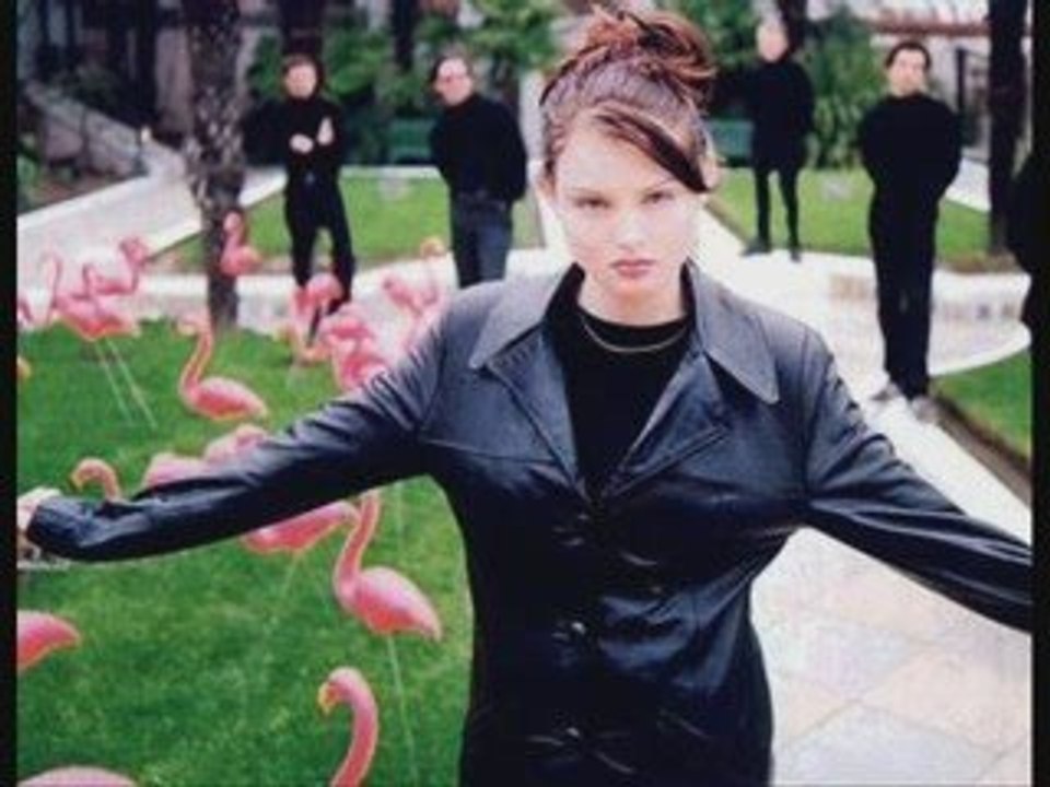 Day and Night - Theaudience (Sophie Ellis-Bextor)