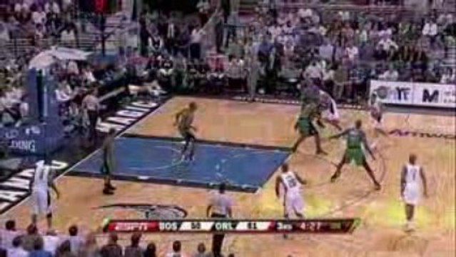 NBA Howard had 24 points and 21 rebounds for the Magic to cl