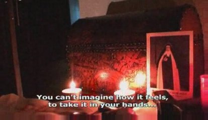 Él, de Gabriela Garcés y Juan Manuel Ruíz