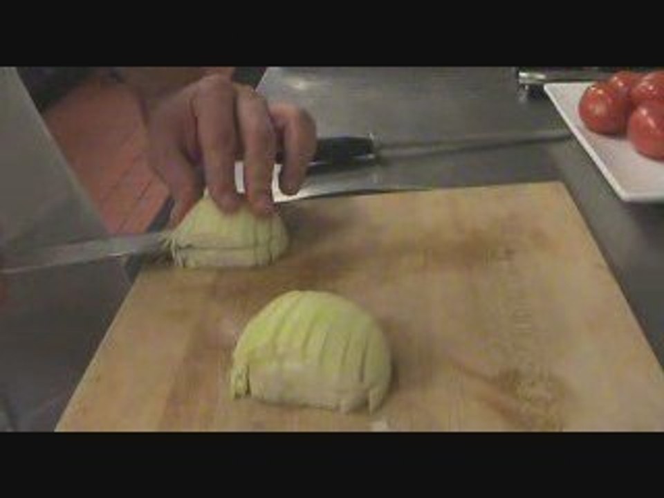 Dan's Techniques: Cutting an onion