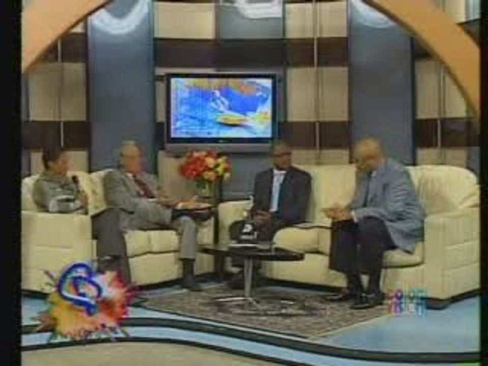 Nelson Javier Devuelve Premio Casandra