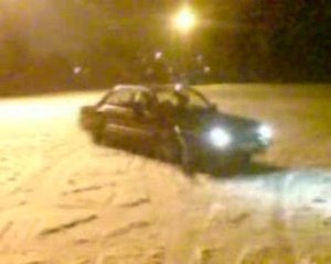 Drift sur neige en 316i E30