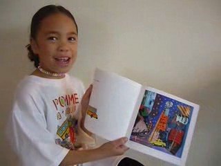 Lucie lit POMME d'AMOUR