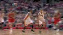 NBA Dwyane Wade throws a wonderful alley-oop pass to Jamario